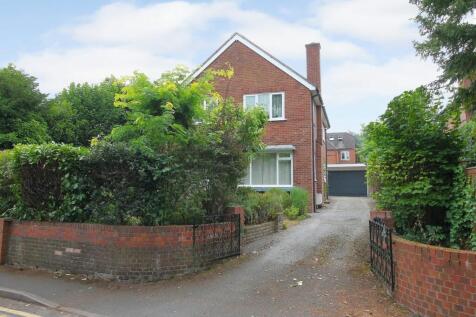 Lea Lane, Cookley, Kidderminster, DY10 3 bed detached house for sale