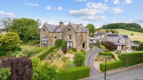 6 bedroom semi-detached house for sale