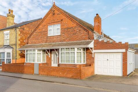 York Street, Boston 4 bed detached bungalow for sale