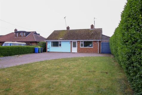 3 bedroom detached bungalow for sale