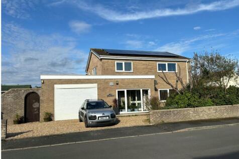 Faenol Isaf, Tywyn LL36 4 bed detached house for sale