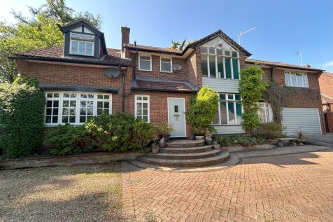 Henley Road, Marlow 5 bed detached house for sale