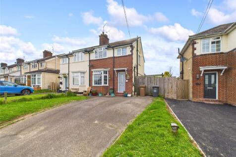 Molrams Lane, Chelmsford, Essex, CM2 3 bed semi