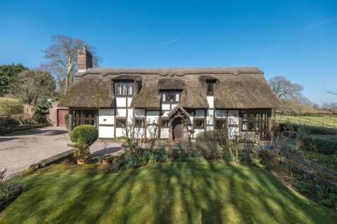 Dalefords Lane, Northwich CW8 3 bed cottage for sale