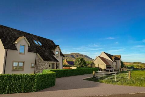 High Street, Strathmiglo, Fife, KY14 4 bed property with land for sale