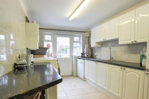 9 bedroom semi-detached house for sale