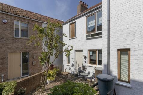 Tibbys Way, Southwold IP18 2 bed mews for sale