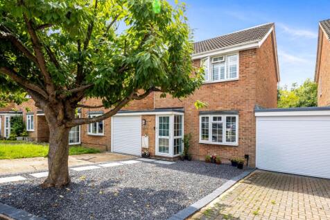 Nursery Close, Hurstpierpoint, BN6 3 bed link detached house for sale