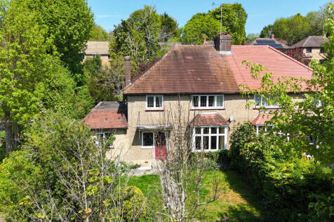 Rectory Avenue, High Wycombe 4 bed semi
