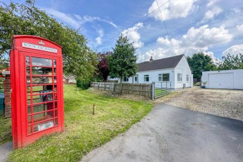 North End, Goxhill, Barrow Upon... 3 bed bungalow for sale