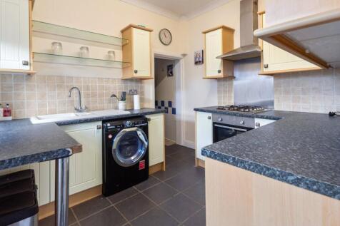 South Street, Morton, DN21 2 bed detached house for sale
