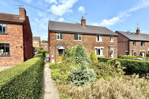Moor End Lane, Silkstone Common, S75 4QS 3 bed semi
