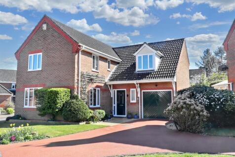 Henby Way, Norwich NR7 4 bed detached house for sale