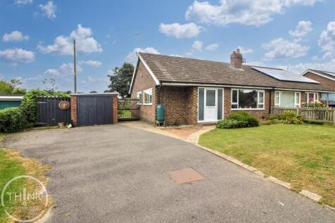 3 bedroom semi-detached bungalow for sale
