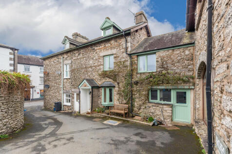 Egremont Cottage, Oldriggs Yard, Main... 3 bed cottage for sale