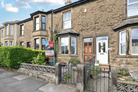 128 Lancaster Road, Carnforth... 2 bed terraced house for sale
