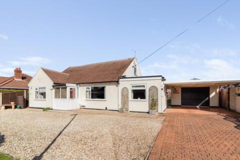 Kings Avenue, Brigg, North... 2 bed bungalow for sale