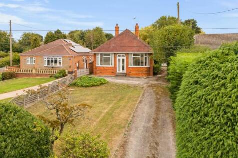 Barton Road, Wrawby, North... 4 bed bungalow for sale