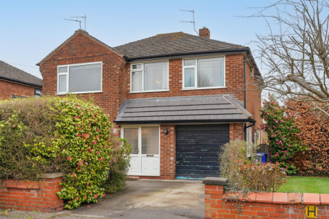 Holwood Drive, Whalley Range 4 bed detached house for sale