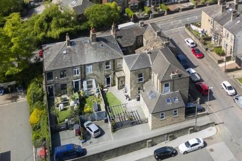 Halifax Road, Brighouse 5 bed end of terrace house for sale