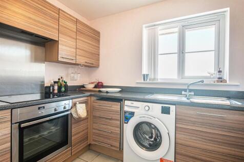 41 Doveholes Drive, Handsworth, S13 9DR 2 bed apartment for sale