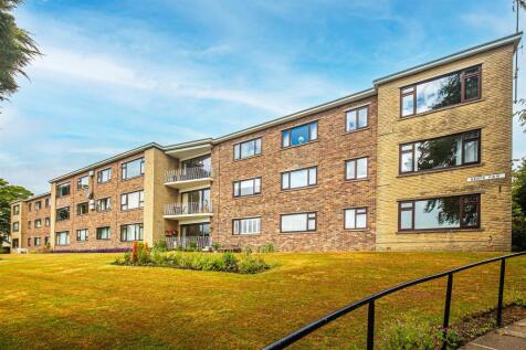 1 Bents View, Bents Green, S11 7QA 3 bed flat for sale