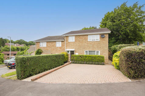 Palesgate Lane, Crowborough 4 bed semi
