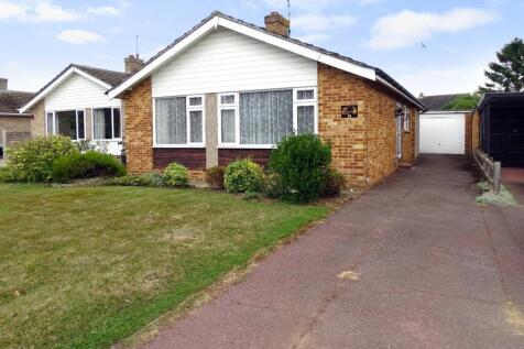 4 bedroom detached bungalow for sale