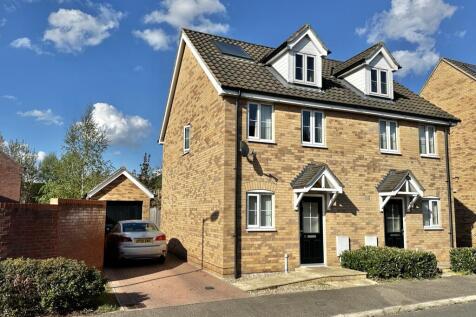 Harvester Lane, Beck Row, Bury St.... 2 bed semi