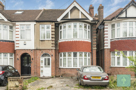 Hyde Park Avenue, N21 4 bed end of terrace house for sale