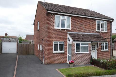 2 bedroom semi-detached house for sale