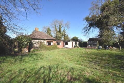 3 bedroom detached bungalow for sale