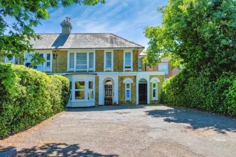4 bedroom semi-detached house for sale