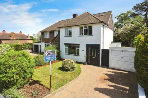 4 bedroom semi-detached house for sale
