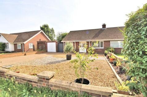 3 bedroom semi-detached bungalow for sale