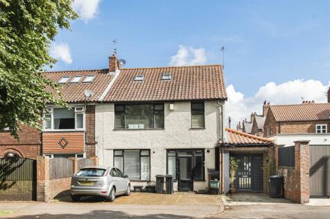 Campleshon Road, York 4 bed house for sale