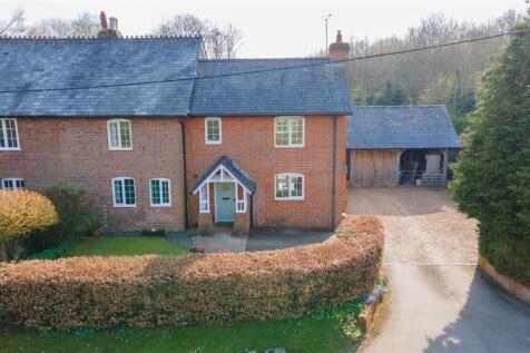 Whitchurch Hill Reading RG8 3 bed semi