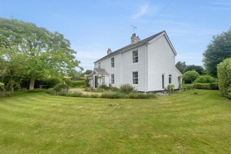 The Hamlet, Gallowstree Common... 4 bed detached house for sale