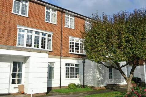 2 bedroom maisonette for sale