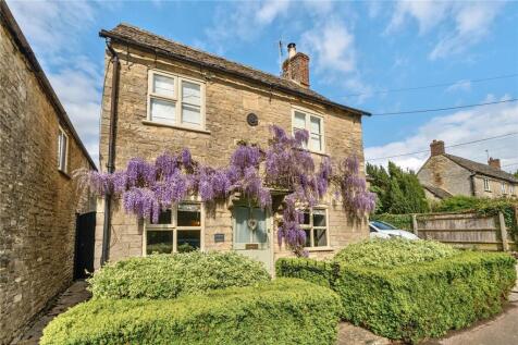 Stanton Harcourt Road, Witney... 2 bed detached house for sale