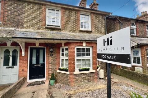 2 bedroom semi-detached house for sale