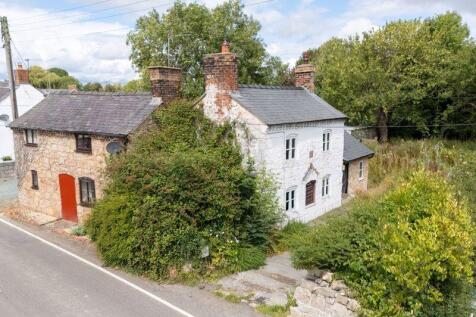 Maesbury Marsh, Oswestry 2 bed detached house for sale