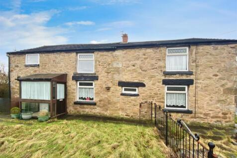 4 bedroom cottage for sale