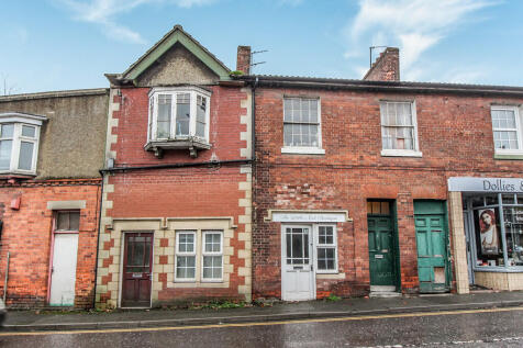 Warminster Road, Westbury 4 bed terraced house for sale