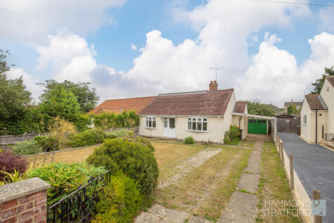 Oval Road, Costessey 3 bed chalet for sale