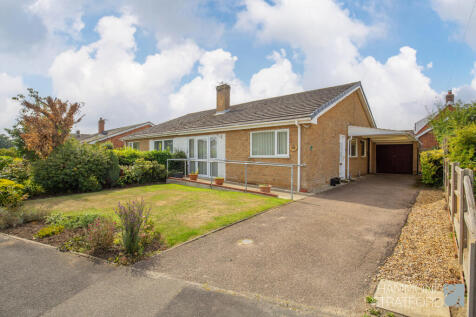 2 bedroom semi-detached bungalow for sale