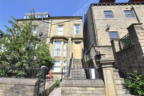 Cross Road, Bradford, West Yorkshire 8 bed terraced house for sale