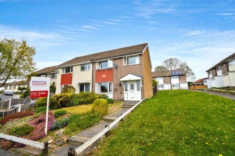 Bodmin Crescent, Leeds, West Yorkshire 3 bed end of terrace house for sale