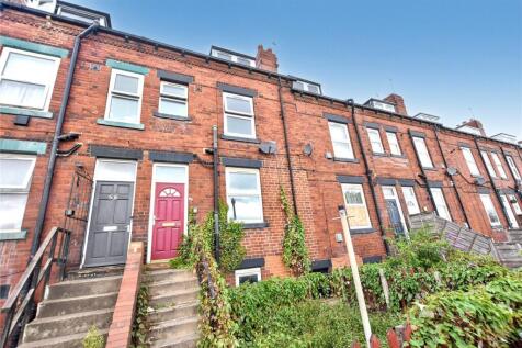 Garnet Road, Leeds, West Yorkshire 2 bed terraced house for sale