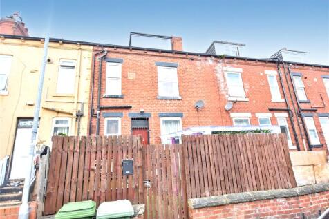 Westbourne Avenue, Leeds, West Yorkshire 2 bed terraced house for sale